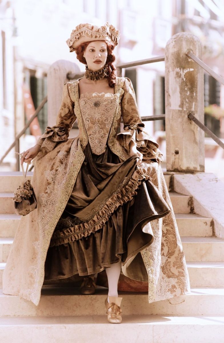 1700 costume dress